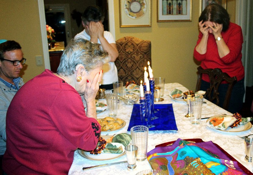 Shabbat Candle Blessing